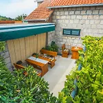 Pensión Kuca Cvjetkovic 3*