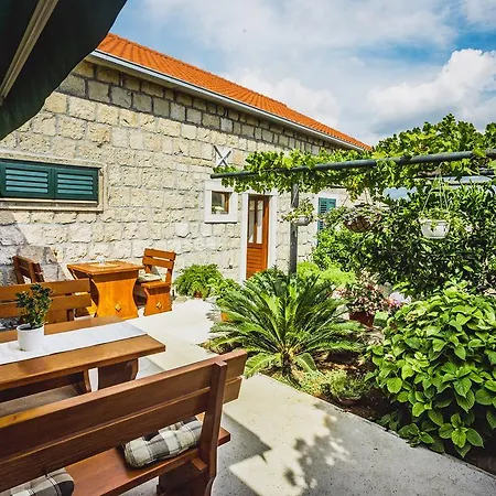 Kuca Cvjetkovic 3* Gruda